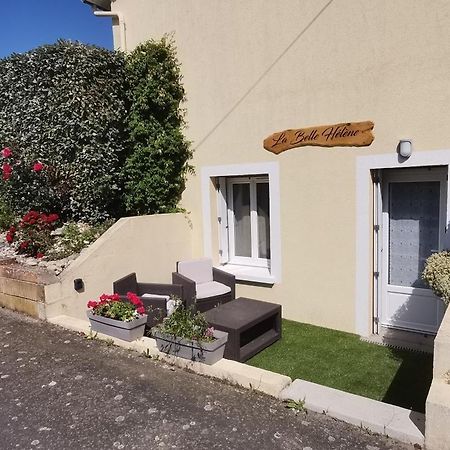 Gite - Chambres D'Hotes La Belle Helene Bressuire Exterior foto